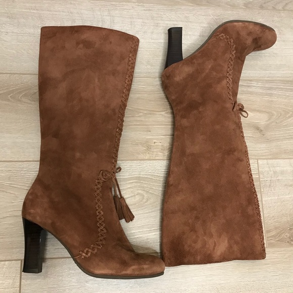 Ginger Goff Shoes - Ginger Goff Brown Suede Heel Boots